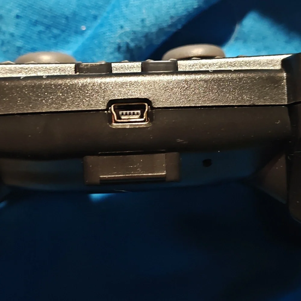 PS3 Wireless Controller With Keyboard - Picture 4 of 4